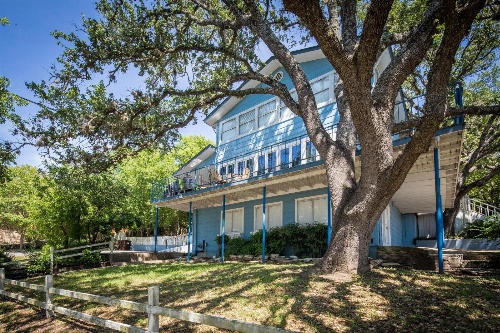 Blues Escape Home image 2