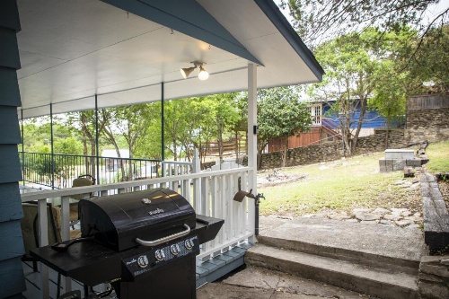 Blues Escape Home image 26