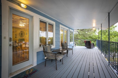 Blues Escape Home image 28