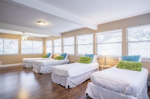 Blues Escape Home image 29