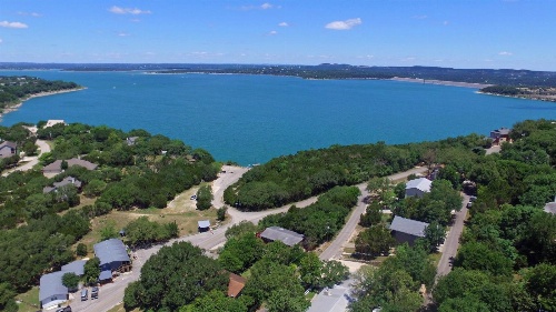 Blues Escape Home image 3