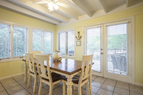 Blues Escape Home image 42